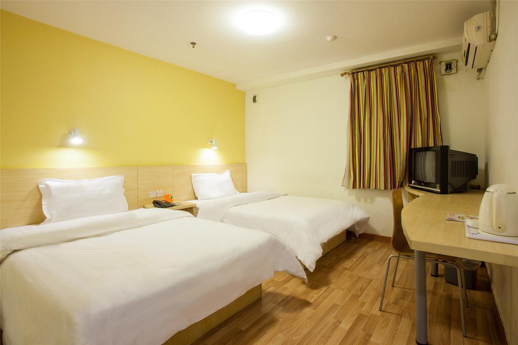 7Days Inn Xi'An South Gate Yongning Subway Station Сиан Екстериор снимка